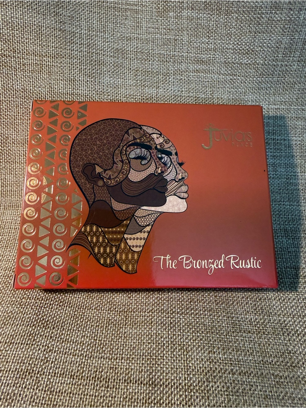 Juvia's Place Bronze & Gold Graphic Eyeshadow Palette